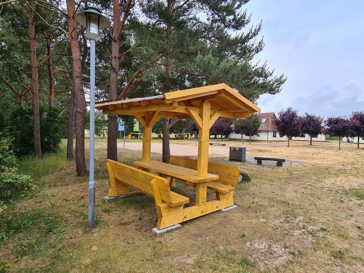 Jugendtours-Feriendorf Ummanz Exterior photo